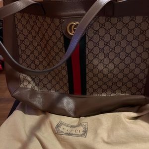 Gucci purse